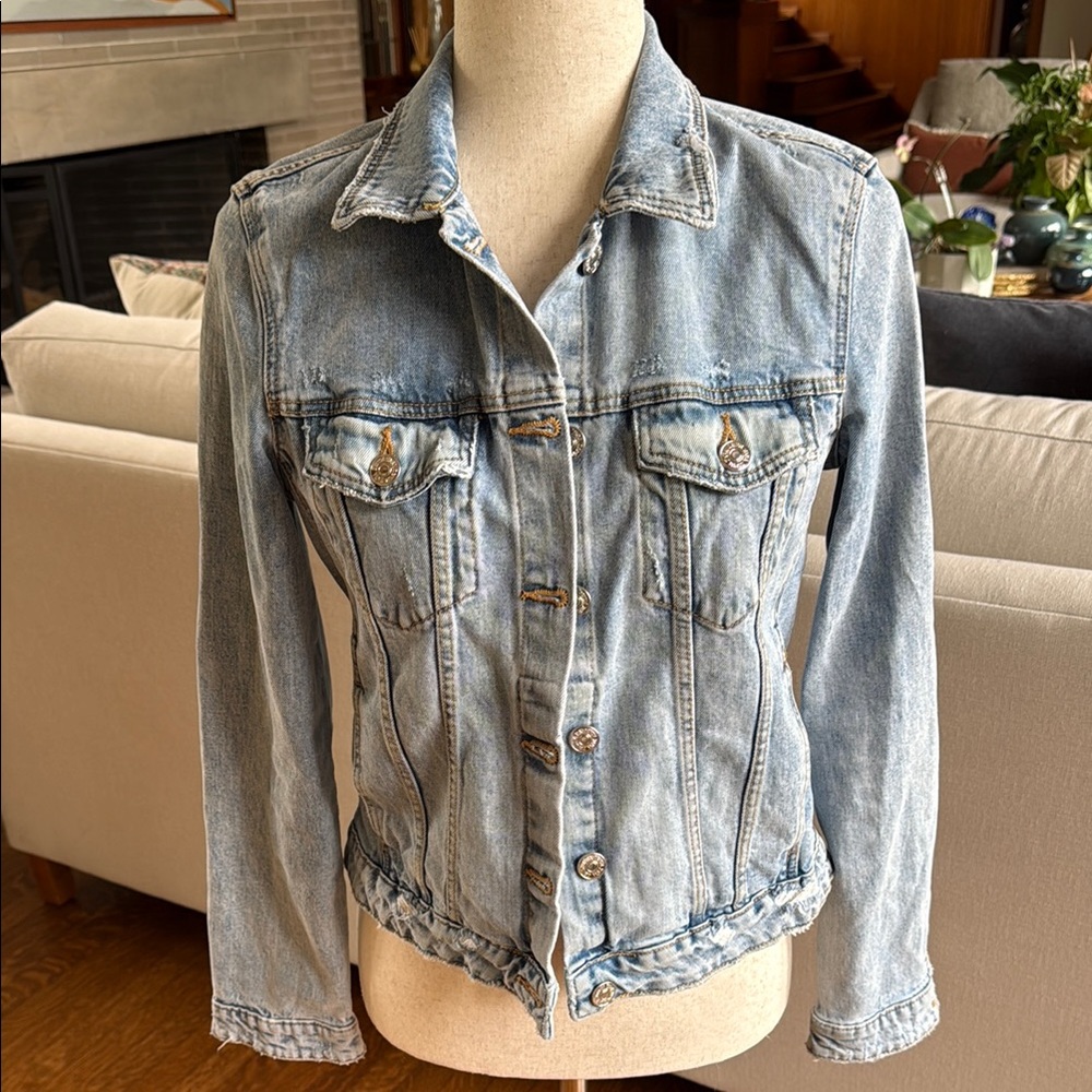 Zara Light Blue Denim Jacket M